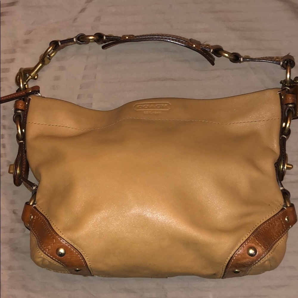 Authentic Coach Small Hobo Tan Leather ~ Plz READ!